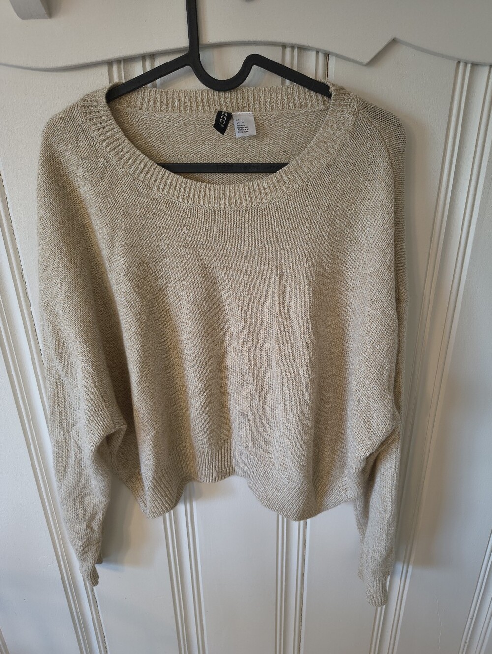 H&M Divided Beige Knit Sweater Size L